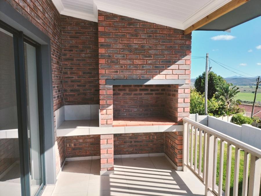 3 Bedroom Property for Sale in Fraaiuitsig Western Cape